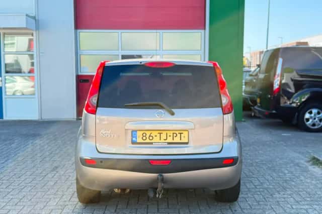 Nissan Note (2006) thumbnail 5