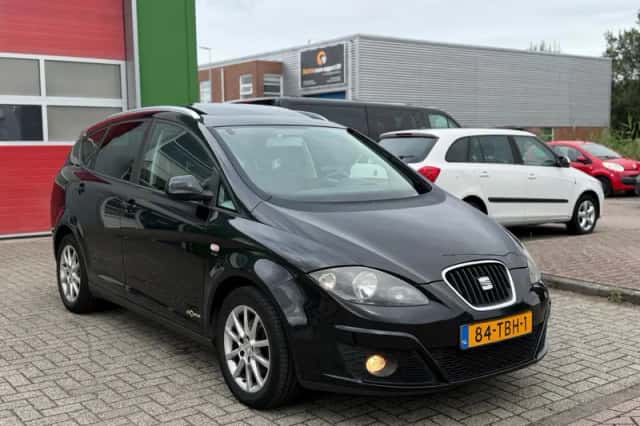 SEAT Altea XL (2012) thumbnail 3
