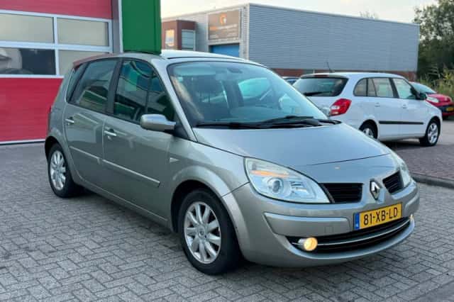 Renault Scénic (2007) thumbnail 3