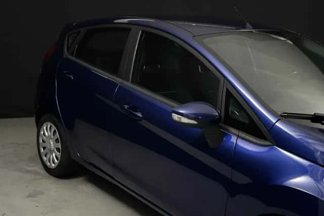 Ford Fiesta (2016) thumbnail 6
