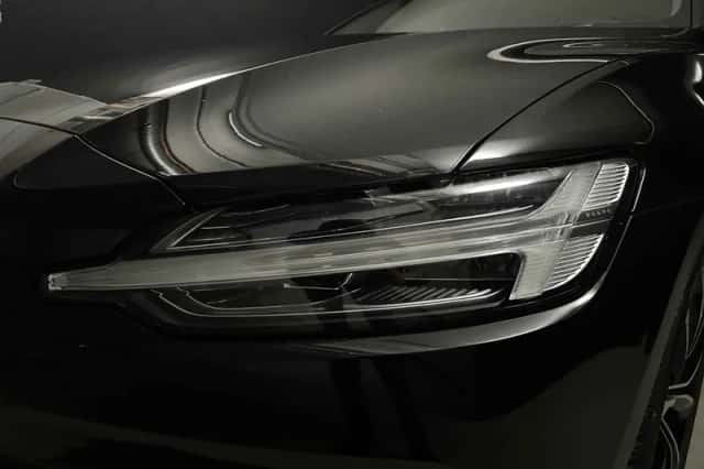 Volvo V60 (2020) thumbnail 6