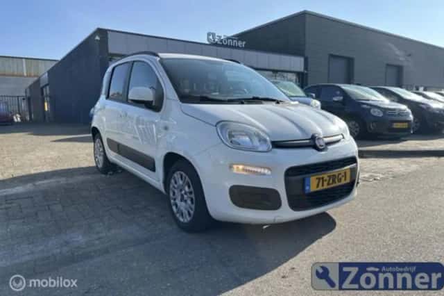 Fiat Panda (2013) thumbnail 1