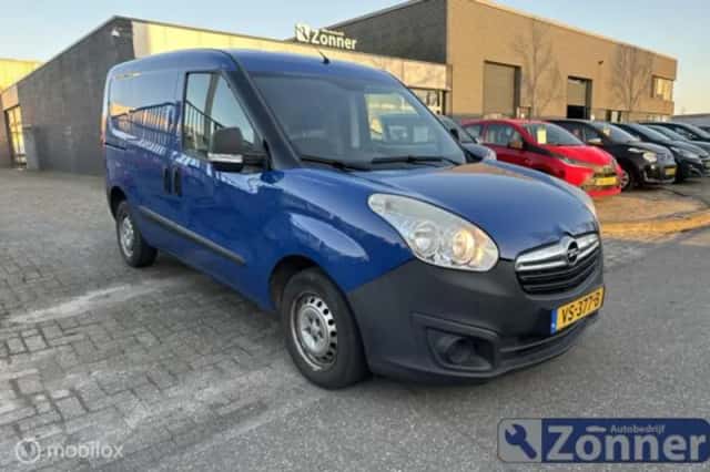Opel Combo (2015) thumbnail 1