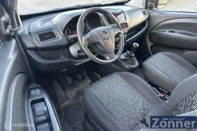 Opel Combo (2015) thumbnail 6