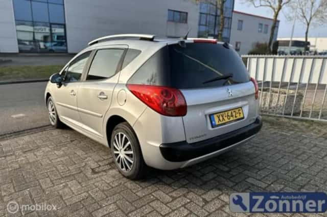 Peugeot 207 (2007) thumbnail 4