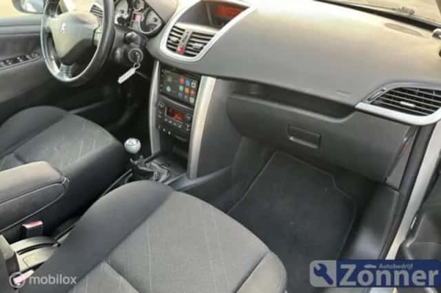 Peugeot 207 (2007) thumbnail 5