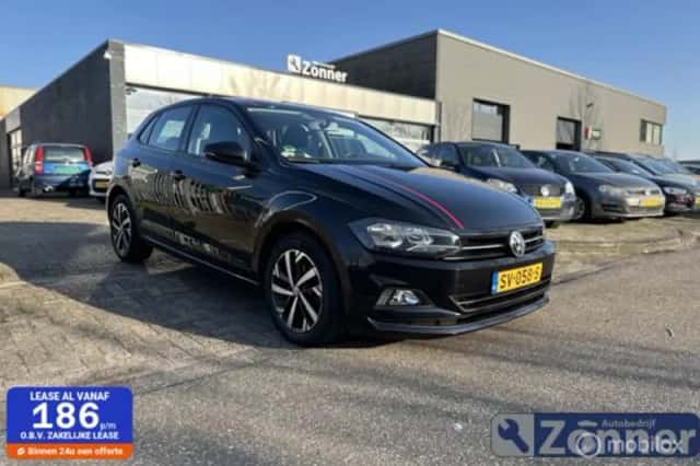 Volkswagen Polo (2018) thumbnail 1