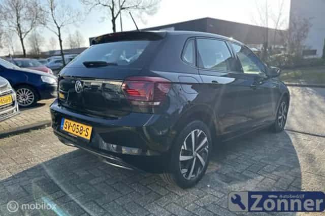 Volkswagen Polo (2018) thumbnail 3
