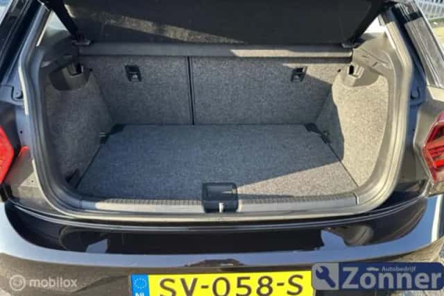 Volkswagen Polo (2018) thumbnail 6
