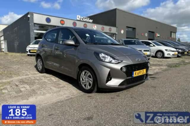 Hyundai i10 (2021) thumbnail 1