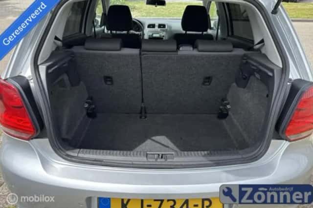 Volkswagen Polo (2009) thumbnail 6