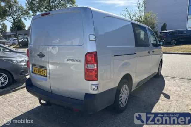 Toyota Proace (2018) thumbnail 3
