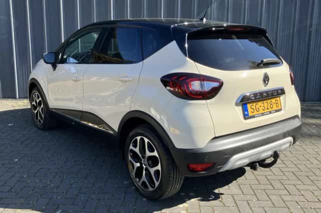 Renault Captur (2018) thumbnail 4