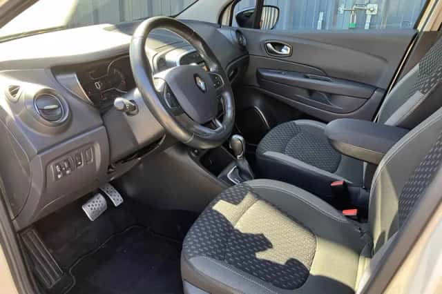 Renault Captur (2018) thumbnail 5
