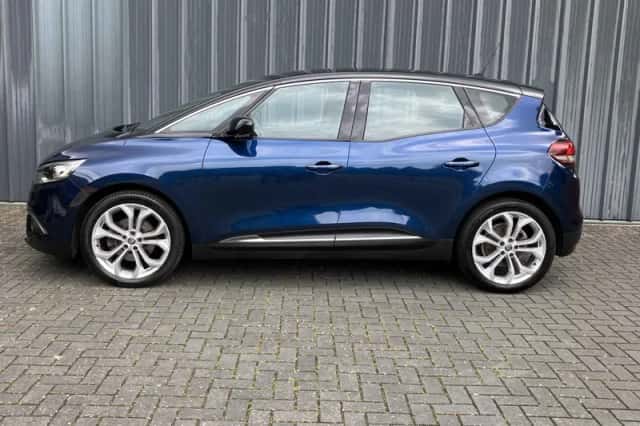 Renault Scénic (2017) thumbnail 3