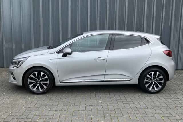 Renault Clio (2020) thumbnail 3