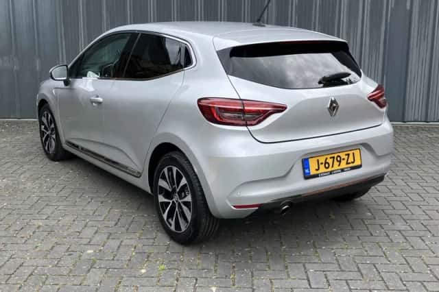 Renault Clio (2020) thumbnail 4