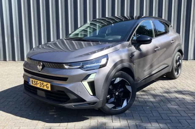 Renault Captur (2025) thumbnail 2