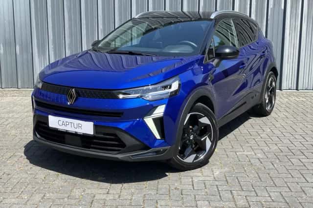 Renault Captur (2025) thumbnail 3