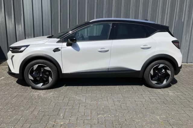 Renault Captur (2025) thumbnail 4