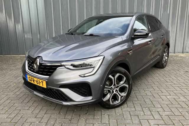 Renault Arkana (2022) thumbnail 2