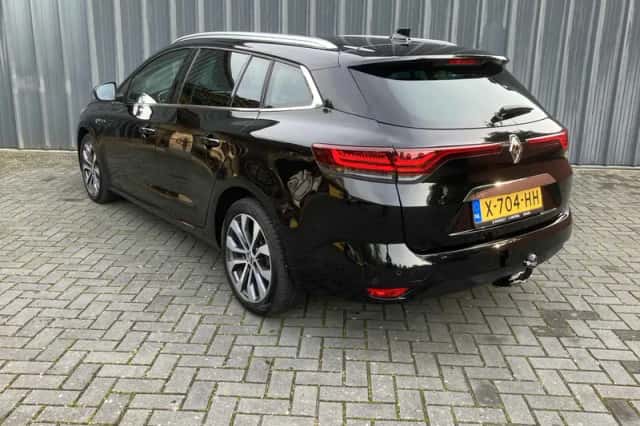 Renault Mégane (2023) thumbnail 4