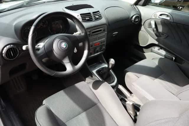 Alfa Romeo 147 (2006) thumbnail 3