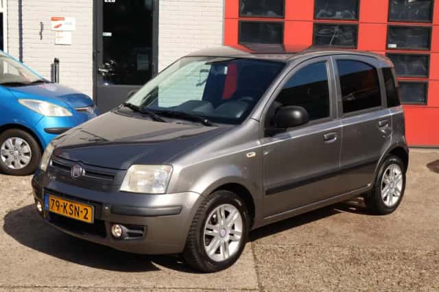 Fiat Panda (2010) thumbnail 1