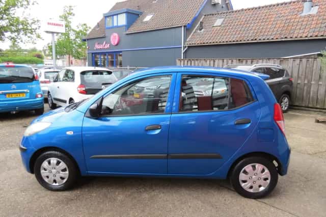 Hyundai i10 (2009) thumbnail 4