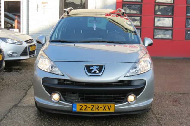 Peugeot 207 (2008) thumbnail 2