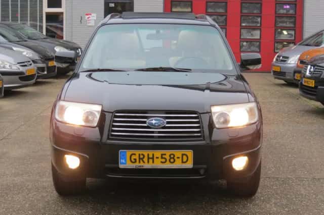 Subaru Forester (2006) thumbnail 2