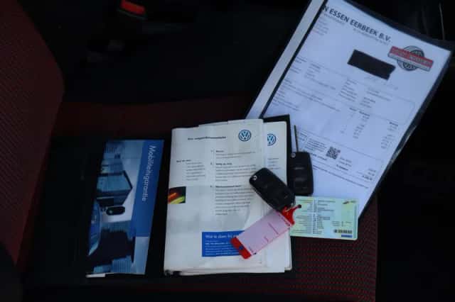 Volkswagen Golf (2001) thumbnail 6