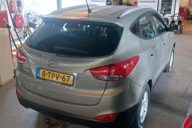 Hyundai ix35 (2011) thumbnail 6