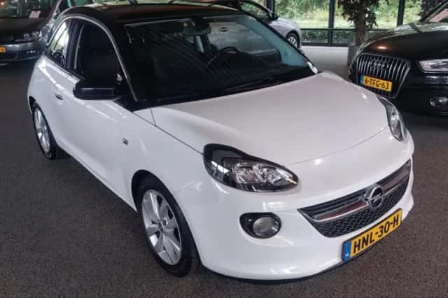 Opel Adam (2015) thumbnail 1