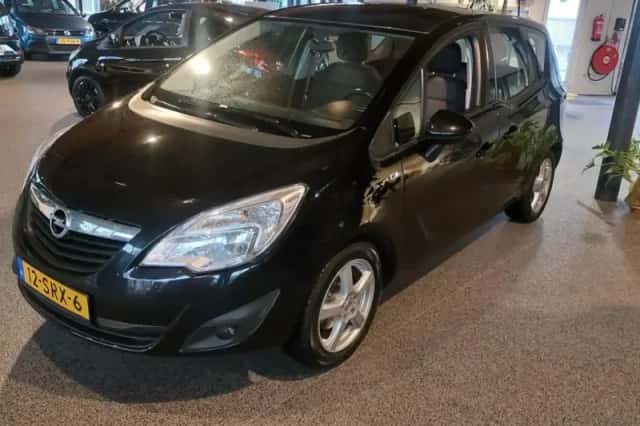 Opel Meriva (2011) thumbnail 1