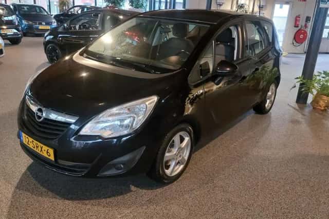 Opel Meriva (2011) thumbnail 2