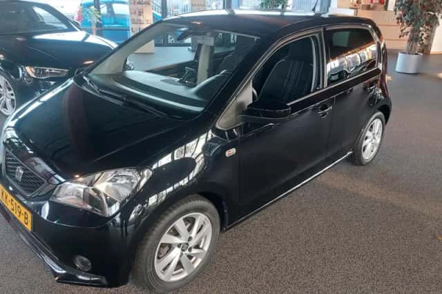 SEAT Mii (2017) thumbnail 2