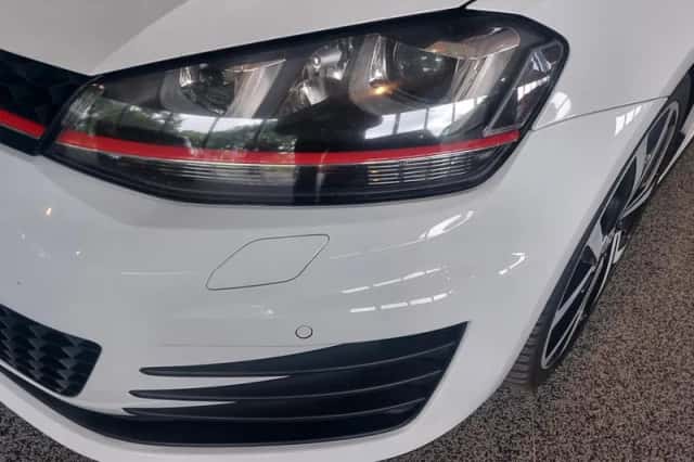 Volkswagen Golf (2016) thumbnail 4