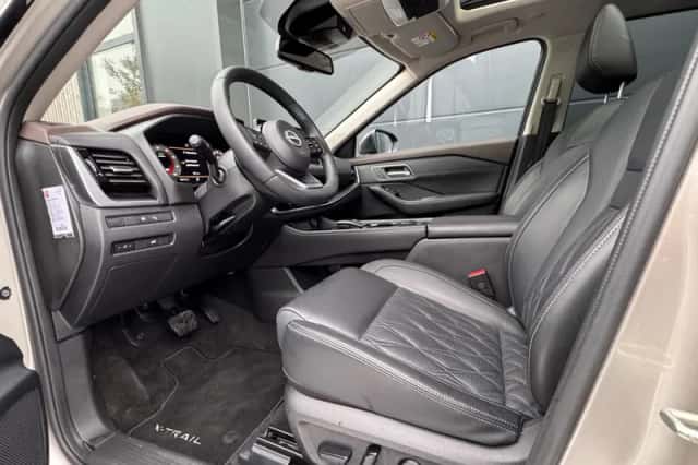 Nissan X-Trail (2024) thumbnail 4