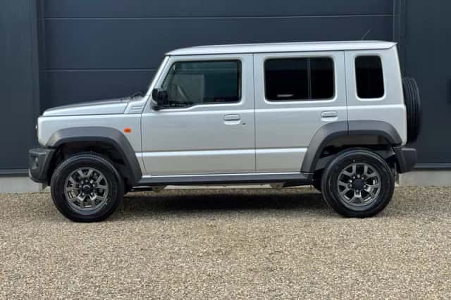 Suzuki Jimny (2026) thumbnail 2