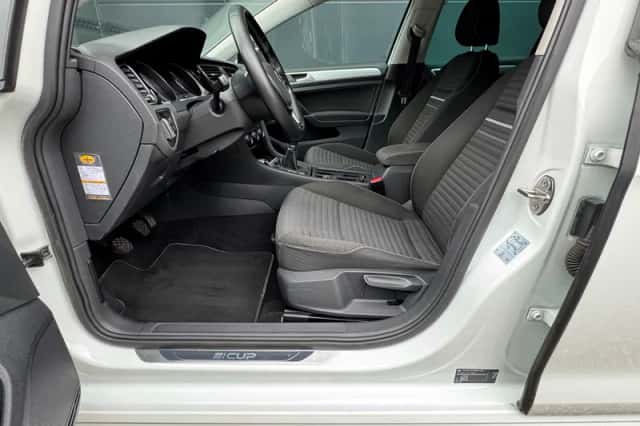 Volkswagen Golf (2014) thumbnail 6