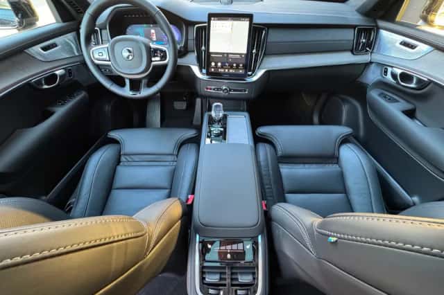 Volvo XC90 (2026) thumbnail 5