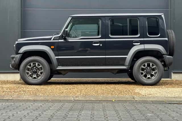 Suzuki Jimny (2026) thumbnail 2