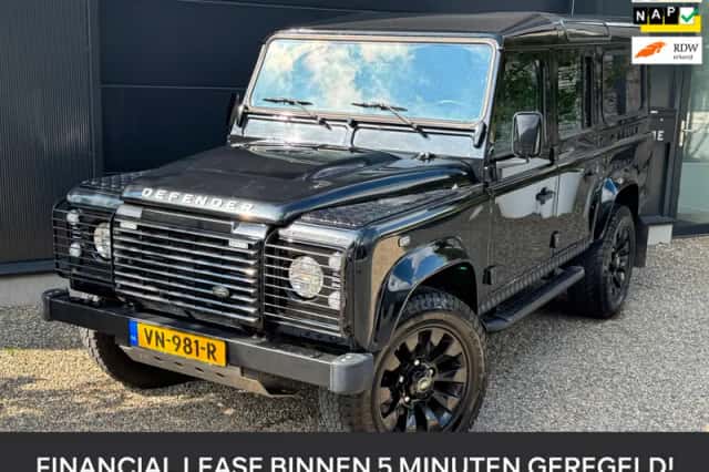 Land Rover Defender (2015) thumbnail 1