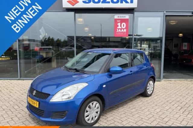 Suzuki Swift (2011) thumbnail 1