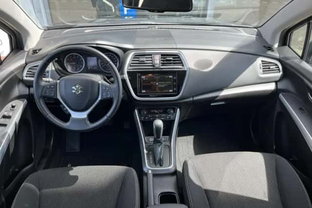Suzuki S-Cross (2020) thumbnail 2
