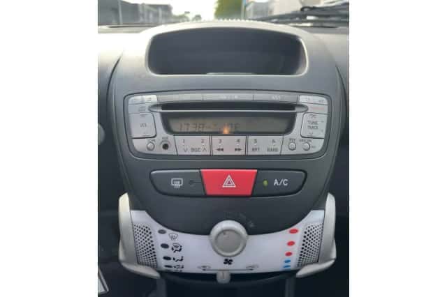Peugeot 107 (2014) thumbnail 4