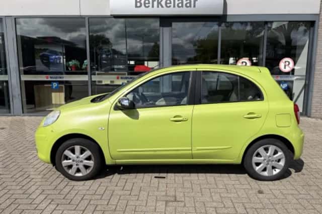 Nissan Micra (2011) thumbnail 2
