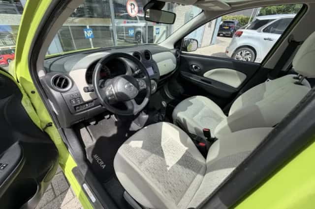 Nissan Micra (2011) thumbnail 5