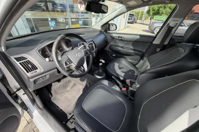 Hyundai i20 (2014) thumbnail 5